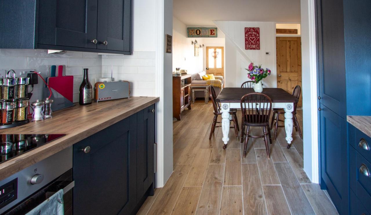 Stylish Town Centre House With Garden And Parking Opposite Villa Bury St. Edmunds Exterior photo