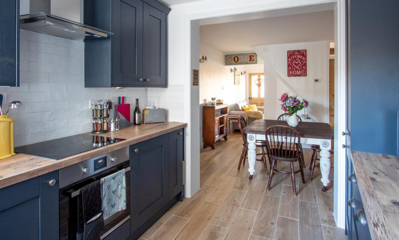 Stylish Town Centre House With Garden And Parking Opposite Villa Bury St. Edmunds Exterior photo